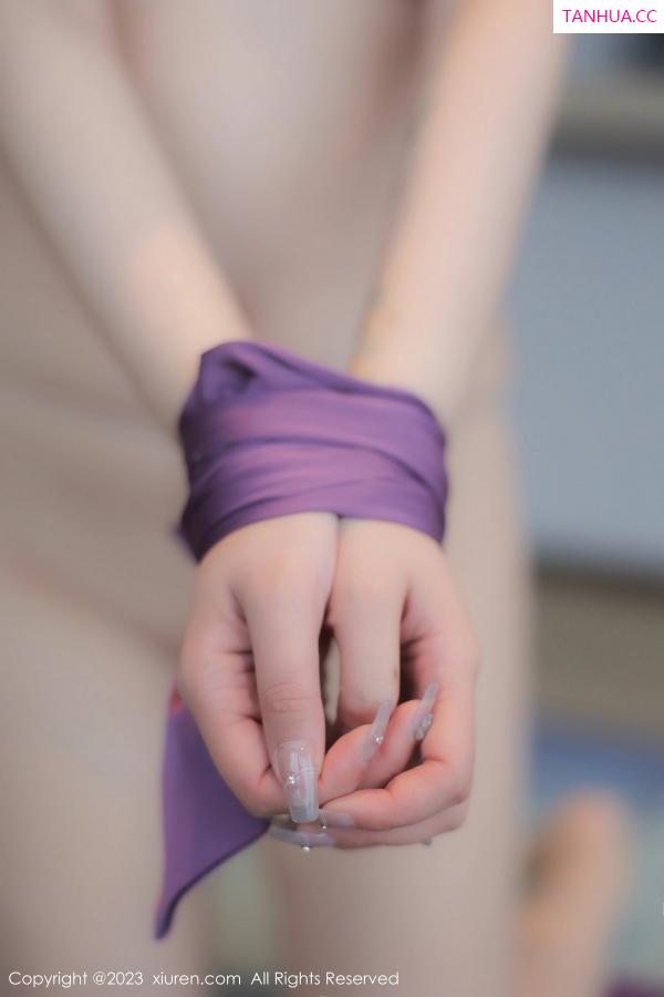 江真真  [XiuRen]高清写真图 2023.03.23 No.6462 江真真 美腿丝袜第97张图片